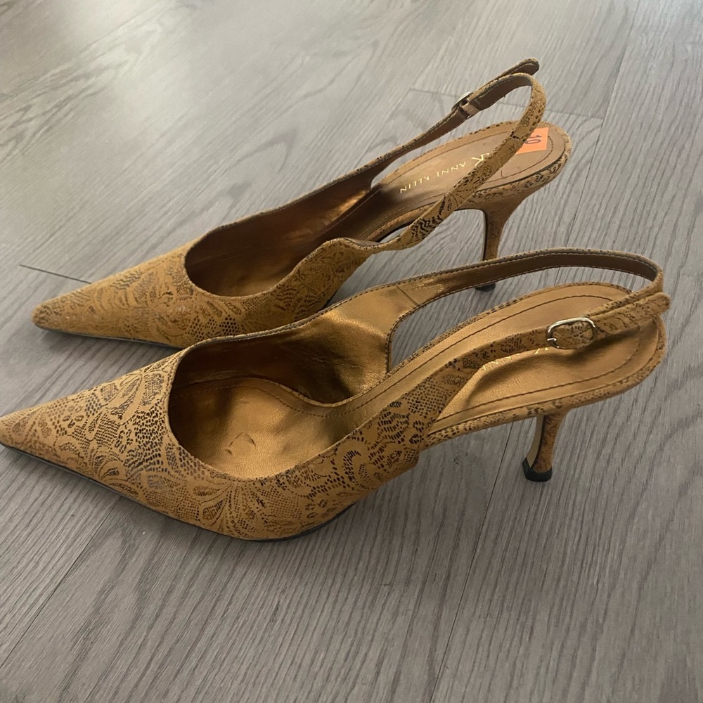 Anne Klein